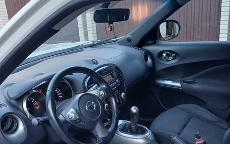 Nissan Juke II, 2011 год, 900 000 рублей, 5 фотография