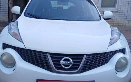 Nissan Juke II, 2011 год, 900 000 рублей, 12 фотография