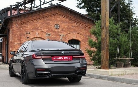 BMW 7 серия, 2019 год, 7 900 000 рублей, 16 фотография