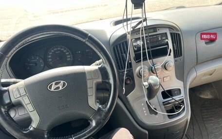 Hyundai Grand Starex Grand Starex I рестайлинг 2, 2008 год, 650 000 рублей, 3 фотография