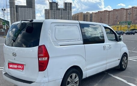 Hyundai Grand Starex Grand Starex I рестайлинг 2, 2008 год, 650 000 рублей, 10 фотография