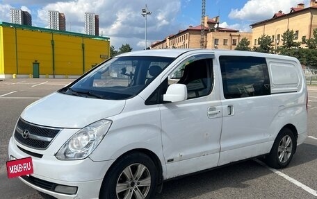 Hyundai Grand Starex Grand Starex I рестайлинг 2, 2008 год, 650 000 рублей, 13 фотография