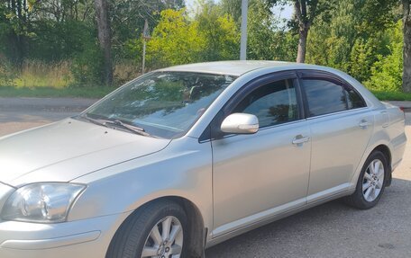 Toyota Avensis III рестайлинг, 2008 год, 740 000 рублей, 3 фотография
