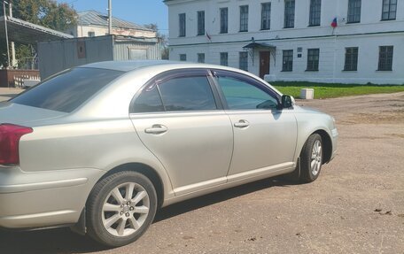 Toyota Avensis III рестайлинг, 2008 год, 740 000 рублей, 5 фотография