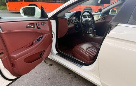 Mercedes-Benz CLS, 2008 год, 1 690 000 рублей, 7 фотография