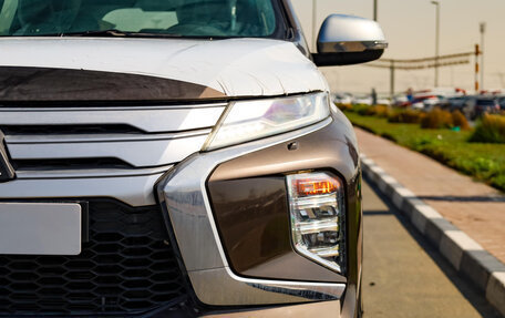 Mitsubishi Pajero Sport III рестайлинг, 2023 год, 4 150 000 рублей, 11 фотография