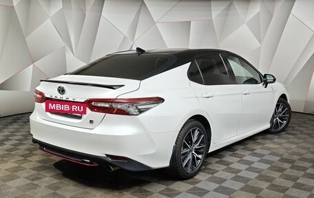Toyota Camry, 2021 год, 3 085 000 рублей, 2 фотография