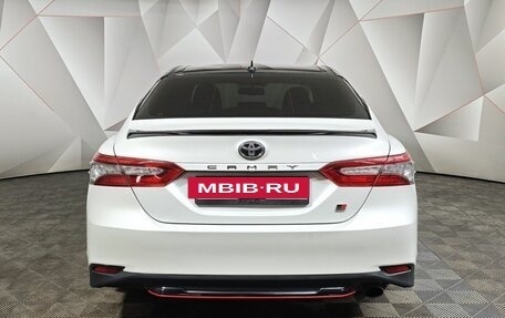 Toyota Camry, 2021 год, 3 085 000 рублей, 8 фотография