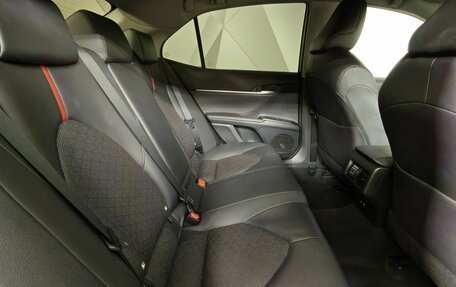 Toyota Camry, 2021 год, 3 085 000 рублей, 16 фотография