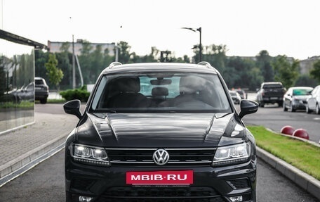 Volkswagen Tiguan II, 2018 год, 2 499 000 рублей, 4 фотография