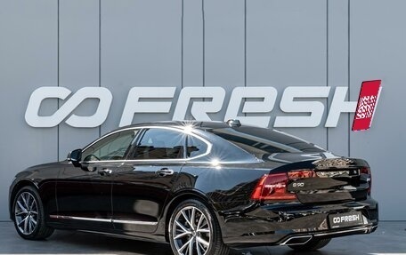 Volvo S90 II рестайлинг, 2020 год, 4 360 000 рублей, 2 фотография