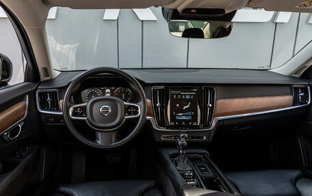Volvo S90 II рестайлинг, 2020 год, 4 360 000 рублей, 6 фотография