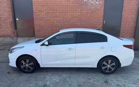 KIA Rio IV, 2019 год, 1 370 000 рублей, 4 фотография