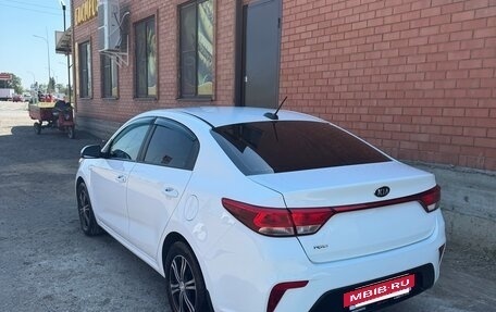 KIA Rio IV, 2019 год, 1 370 000 рублей, 5 фотография