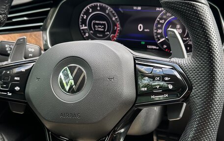 Volkswagen Passat B8 рестайлинг, 2018 год, 2 031 000 рублей, 6 фотография