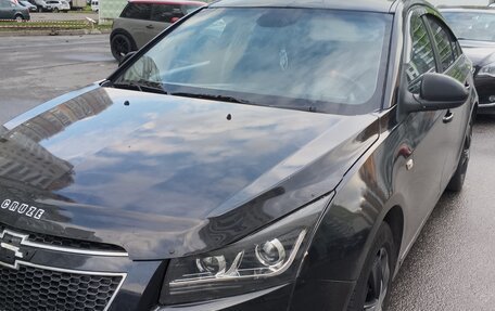 Chevrolet Cruze II, 2010 год, 440 000 рублей, 3 фотография