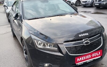 Chevrolet Cruze II, 2010 год, 440 000 рублей, 4 фотография