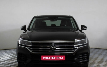 Volkswagen Touareg III, 2019 год, 5 430 000 рублей, 2 фотография