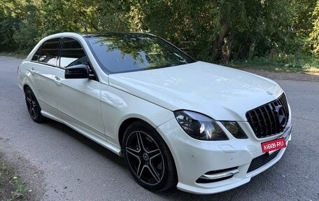 Mercedes-Benz E-Класс, 2012 год, 1 100 000 рублей, 3 фотография