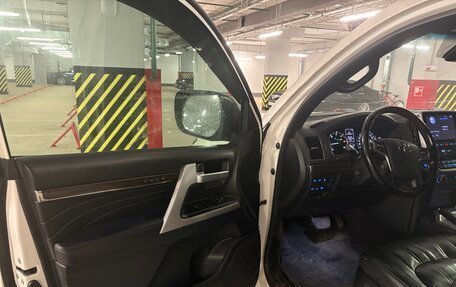 Toyota Land Cruiser 200, 2020 год, 5 500 000 рублей, 7 фотография