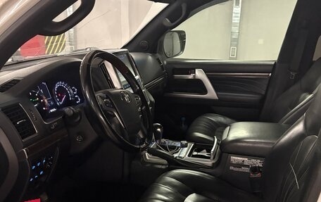 Toyota Land Cruiser 200, 2020 год, 5 500 000 рублей, 10 фотография