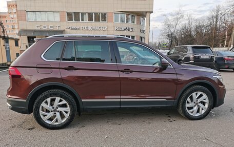 Volkswagen Tiguan II, 2021 год, 2 920 000 рублей, 7 фотография