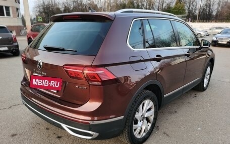 Volkswagen Tiguan II, 2021 год, 2 920 000 рублей, 5 фотография