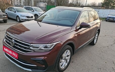 Volkswagen Tiguan II, 2021 год, 2 920 000 рублей, 3 фотография