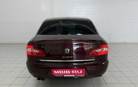 Skoda Superb III рестайлинг, 2012 год, 980 001 рублей, 7 фотография