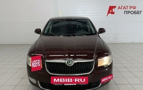 Skoda Superb III рестайлинг, 2012 год, 980 001 рублей, 2 фотография