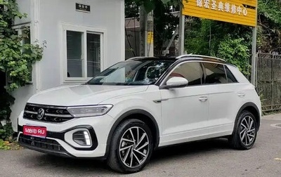 Volkswagen T-Roc I, 2022 год, 1 540 000 рублей, 1 фотография