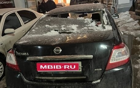 Nissan Teana, 2011 год, 850 000 рублей, 1 фотография