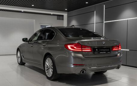 BMW 5 серия, 2017 год, 2 570 000 рублей, 4 фотография
