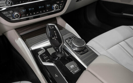 BMW 5 серия, 2017 год, 2 570 000 рублей, 14 фотография