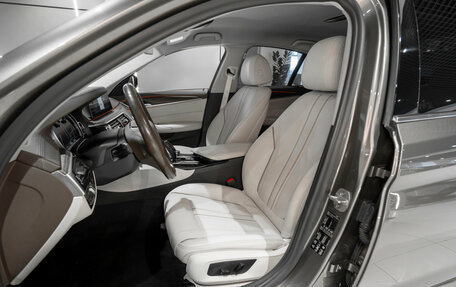 BMW 5 серия, 2017 год, 2 570 000 рублей, 9 фотография
