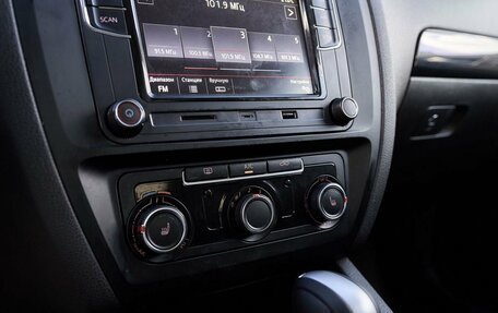 Volkswagen Jetta VI, 2018 год, 1 349 000 рублей, 11 фотография