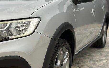 Renault Logan II, 2020 год, 1 080 000 рублей, 23 фотография