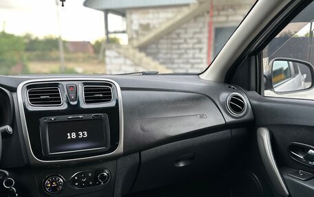Renault Logan II, 2020 год, 1 080 000 рублей, 17 фотография
