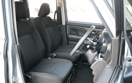 Toyota Roomy I, 2021 год, 1 149 000 рублей, 10 фотография