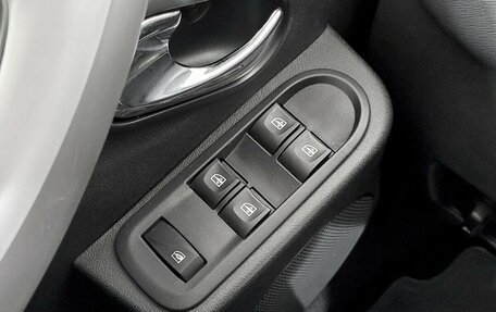 Nissan Terrano III, 2022 год, 1 740 000 рублей, 10 фотография
