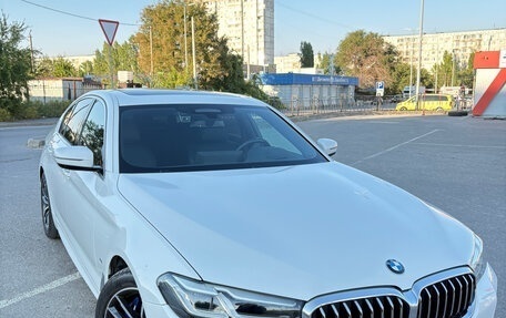 BMW 5 серия, 2022 год, 5 300 000 рублей, 1 фотография