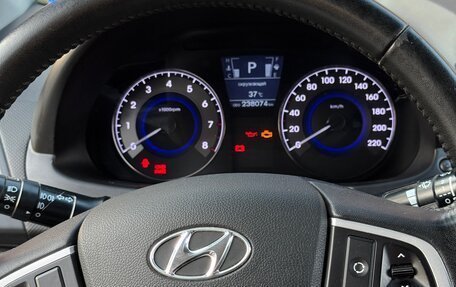 Hyundai Solaris II рестайлинг, 2013 год, 790 000 рублей, 5 фотография