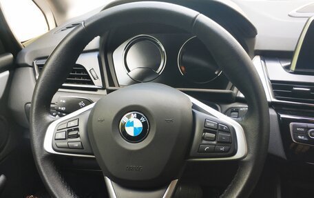 BMW 2 серия Grand Tourer F46 рестайлинг, 2017 год, 2 230 000 рублей, 3 фотография