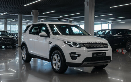 Land Rover Discovery Sport I рестайлинг, 2018 год, 1 990 000 рублей, 2 фотография