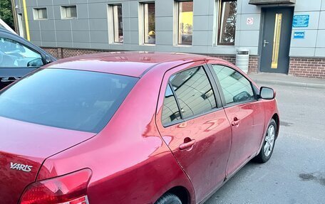 Toyota Yaris III рестайлинг, 2007 год, 310 000 рублей, 7 фотография