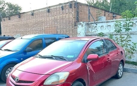 Toyota Yaris III рестайлинг, 2007 год, 310 000 рублей, 4 фотография