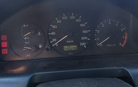 Mazda 323, 1998 год, 140 000 рублей, 11 фотография
