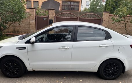 KIA Rio III рестайлинг, 2012 год, 560 000 рублей, 3 фотография