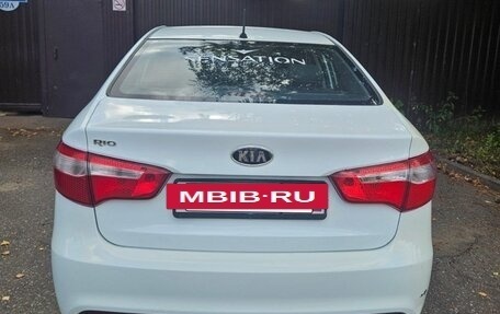 KIA Rio III рестайлинг, 2012 год, 560 000 рублей, 2 фотография