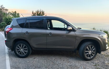 Toyota RAV4, 2011 год, 1 300 000 рублей, 2 фотография